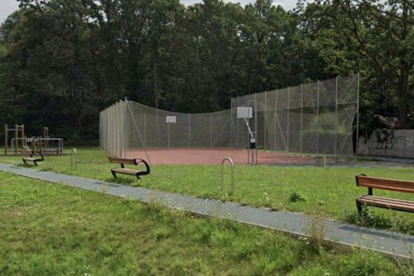Basketbalove hřiště